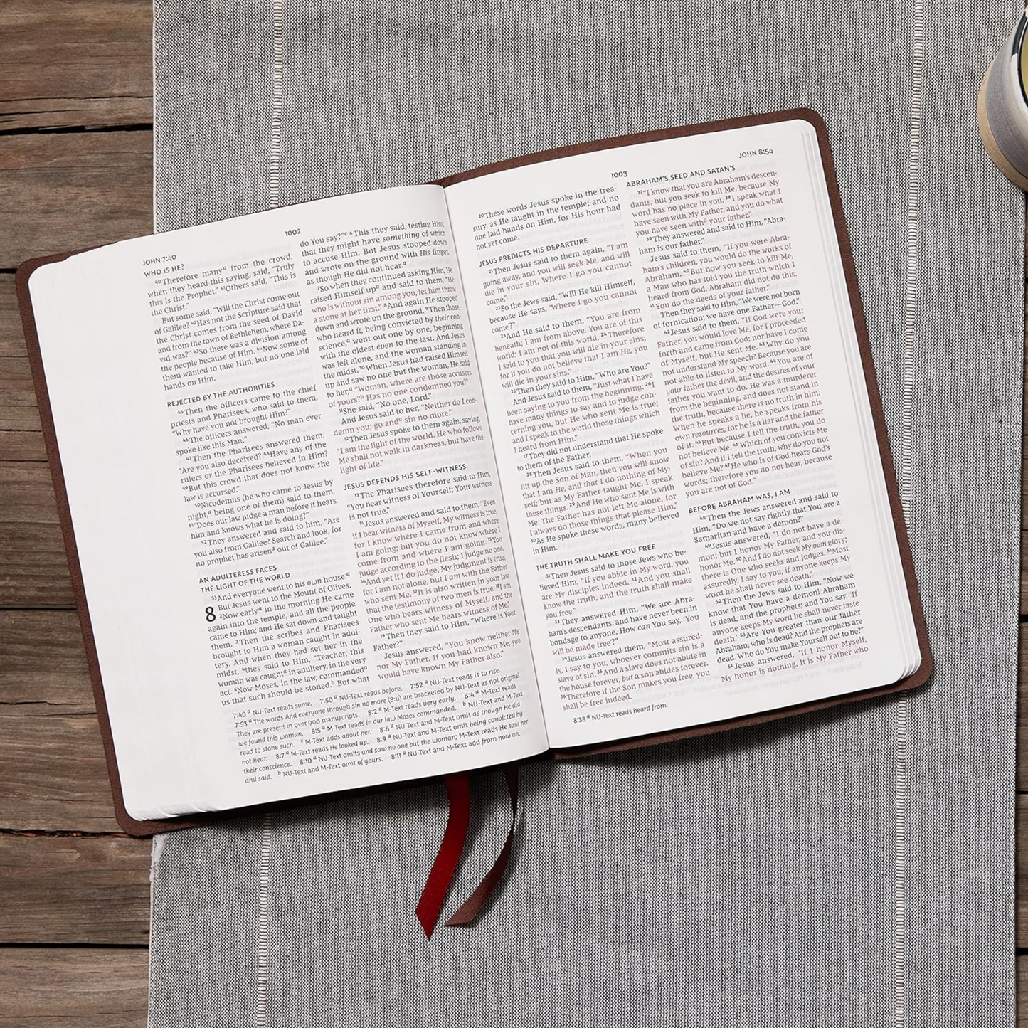 NKJV, Thinline Bible, Verse Art Cover Collection, Genuine Leather, Brown Indexed (Ps18:30)