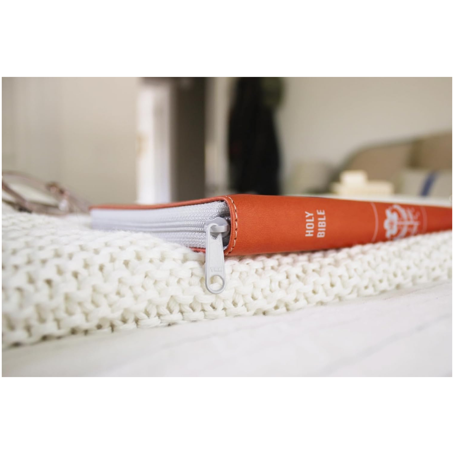 NIV Thinline Bible, Leathersoft (Zippered)