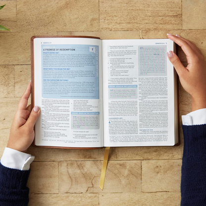 NKJV Student Study Bible: A Guide to Knowing and Living God’s Word