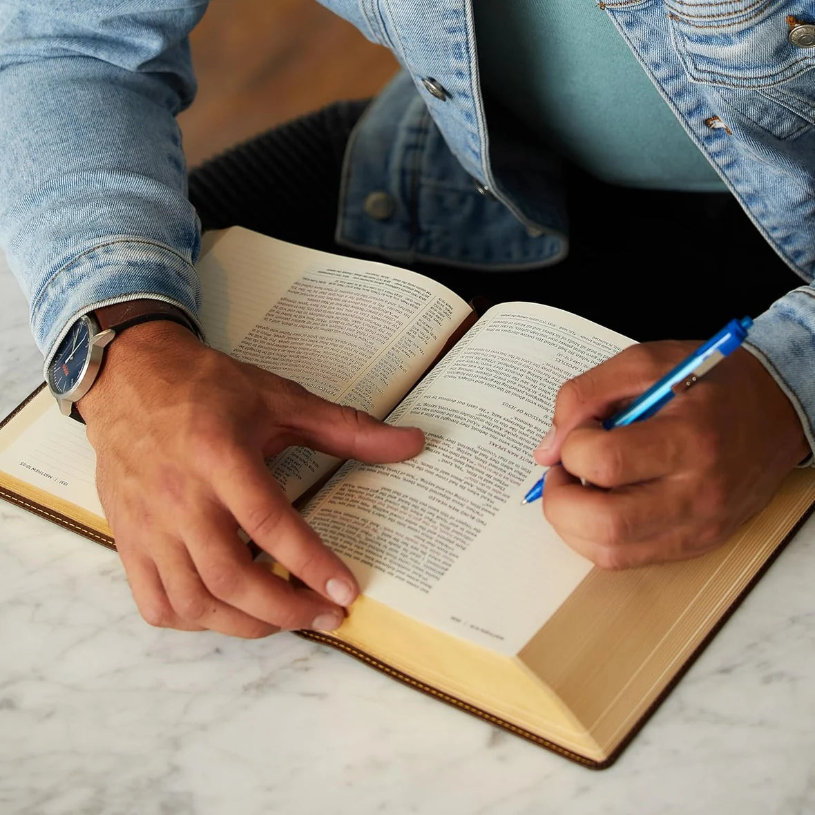 NKJV, Journal the Word Reference Bible, Brown Leathersoft