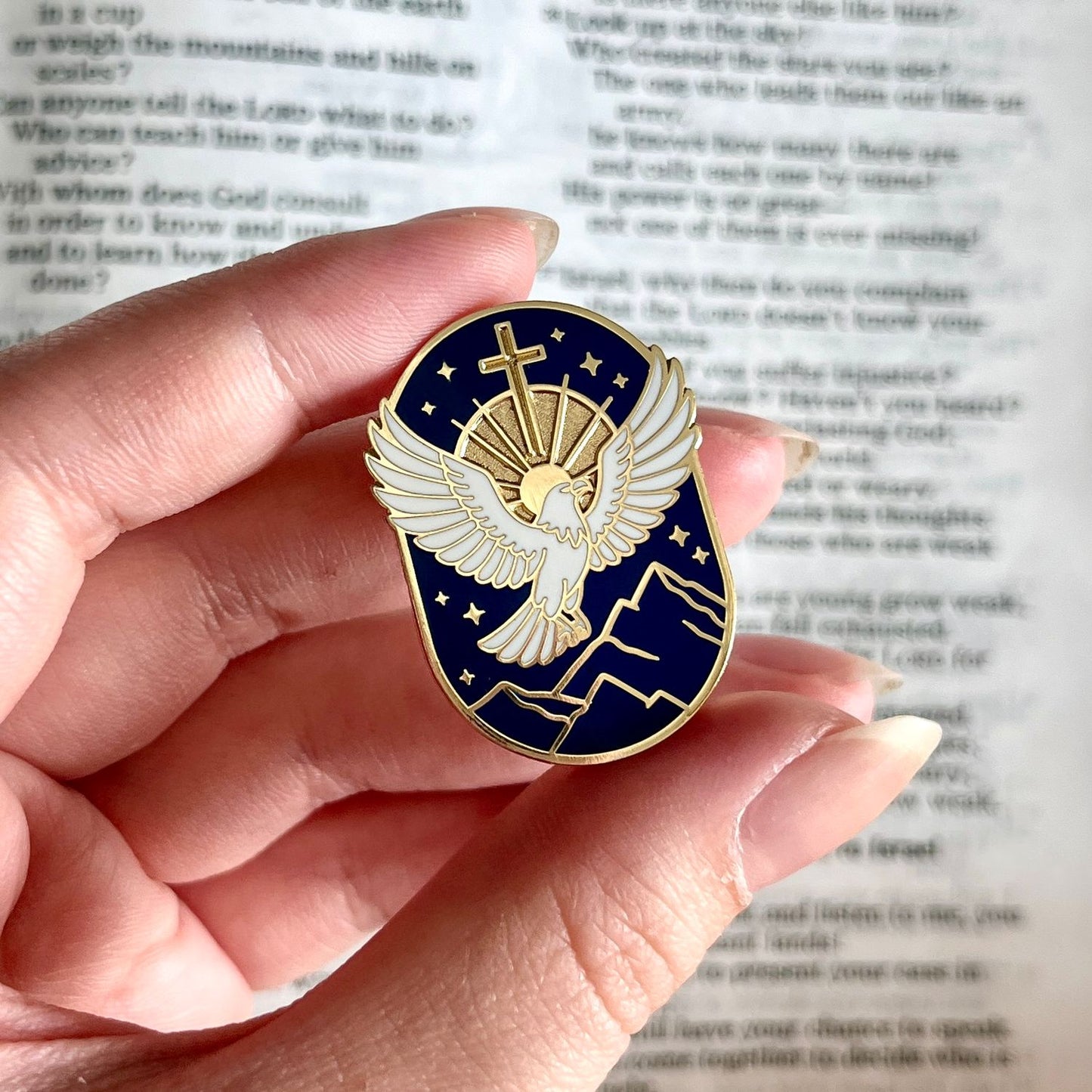 Isaiah 40:31 (Eagle) Enamel Pin