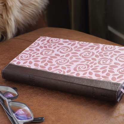 NIV Thinline Bible, Large Print, Pink Leathersoft